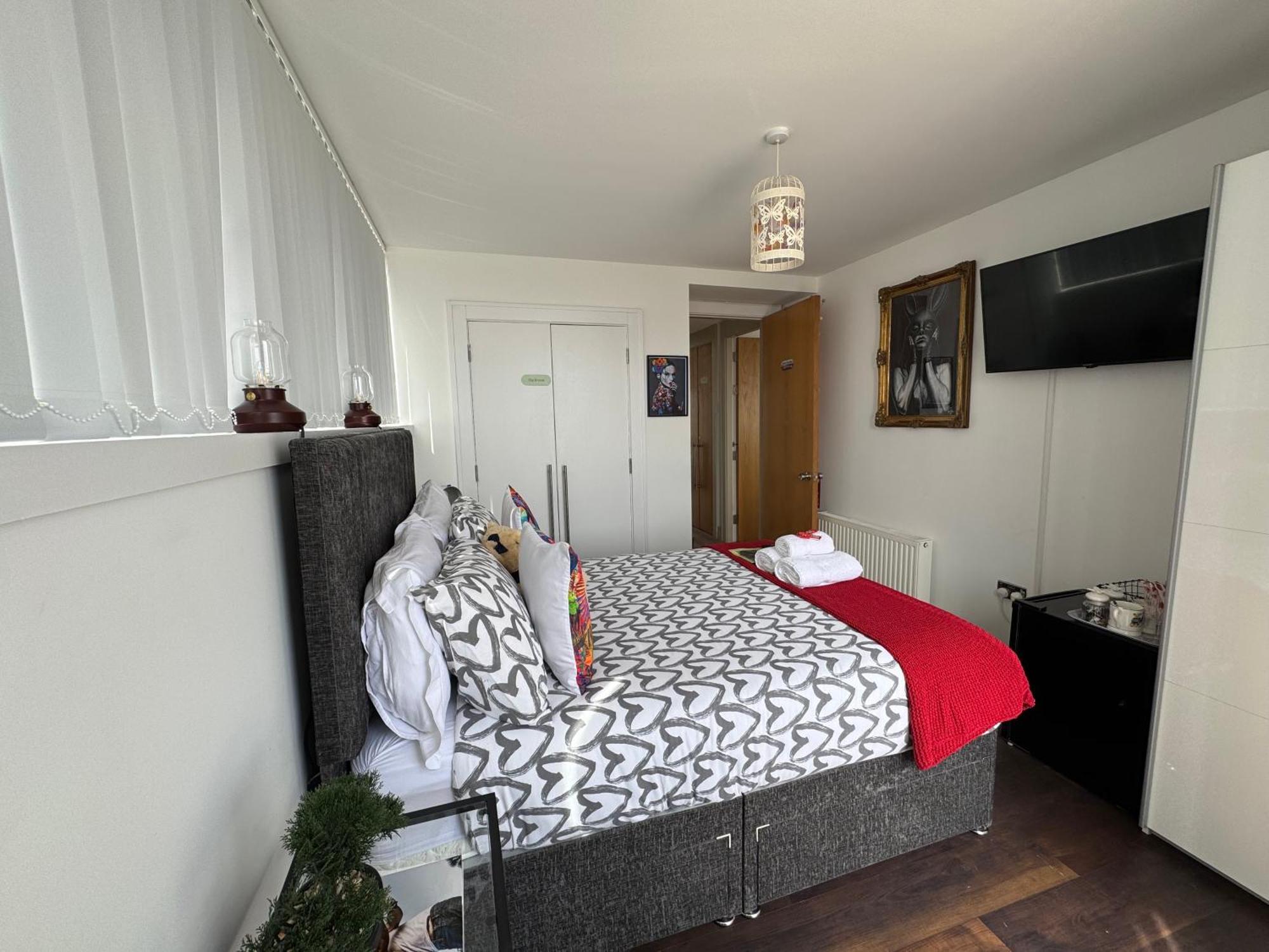 Bed & Breakfast Clow